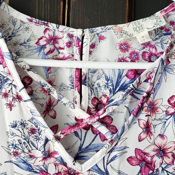 Pink Rose Floral Cross Front Blouse - Picture 4 of 4